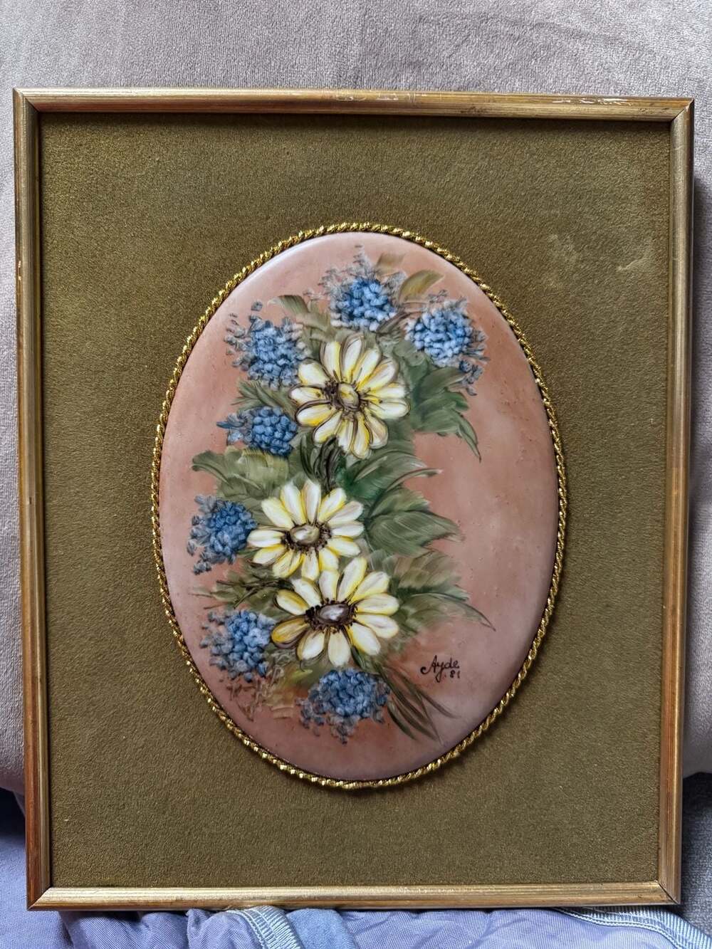 Set of 3 Vintage Aydê Hand-Painted Floral Ceramic Plaques in Gold Frames
